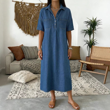 👗 50% OFF AGORA! 👖 Vestido Midi Jeans Casual com Bolsos – Tecido jeans macio e caimento relaxado – Bolsos funcionais, perfeito para o dia a dia – confortável e versátil ✨🌸