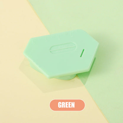 Magnetic seam guide for sewing machin