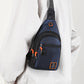 🎒 DESCONTO DE 50% POR TEMPO LIMITADO! ✨ Mochila a tiracolo impermeável com vários bolsos – arrumação organizada, alça ajustável, entrada para auscultadores 🌧️